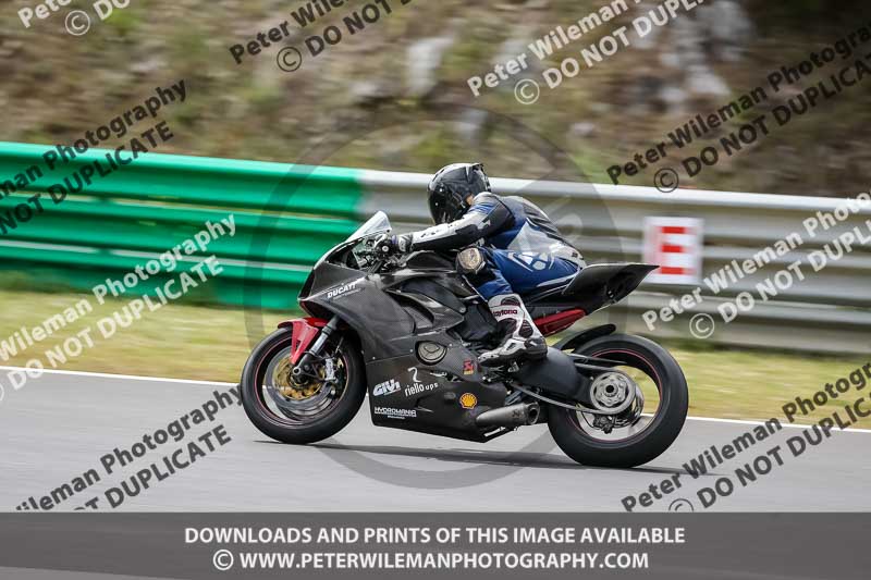 estoril;event digital images;motorbikes;no limits;peter wileman photography;portugal;trackday;trackday digital images